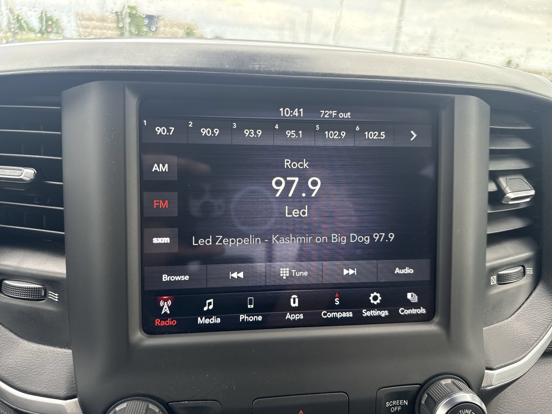Used 2021 RAM 1500 Big Horn RWD image 16
