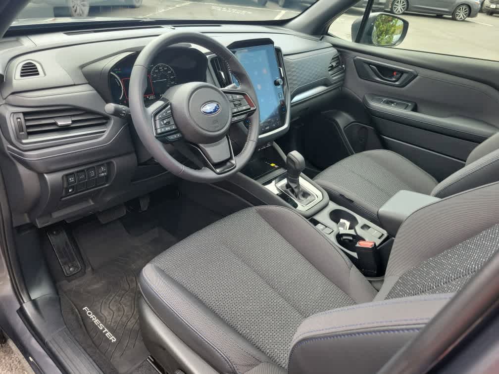 Certified 2025 Subaru Forester Premium AWD/4WD image 27