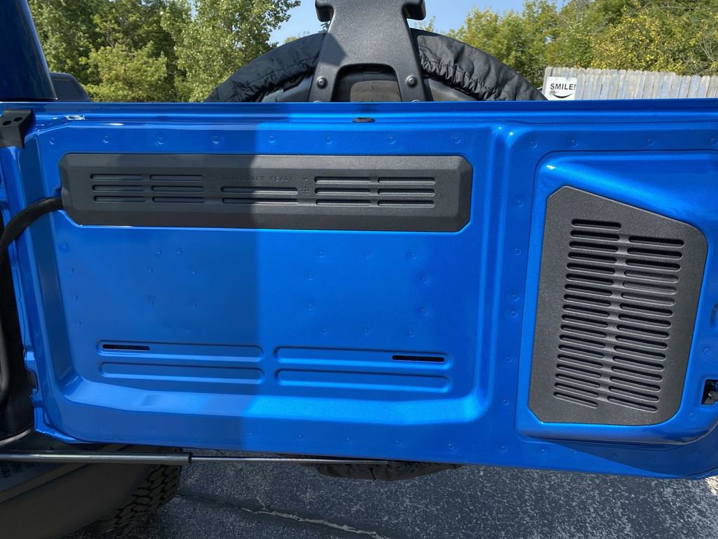 New 2025 Ford Bronco Badlands image 18