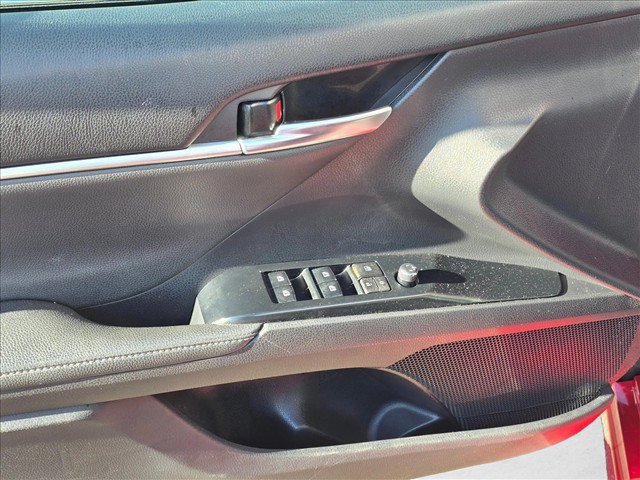 Used 2019 Toyota Camry XSE FWD image 22