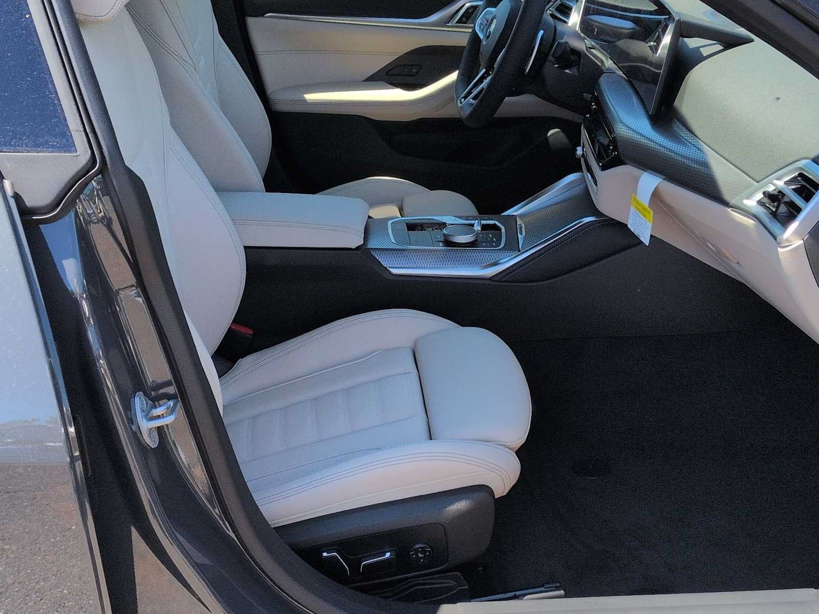 New 2026 BMW 430i xDrive w/ M Sport Package AWD/4WD image 24