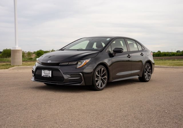 Used 2021 Toyota Corolla SE w/ Carpet Mat Package (TMS) FWD image 3
