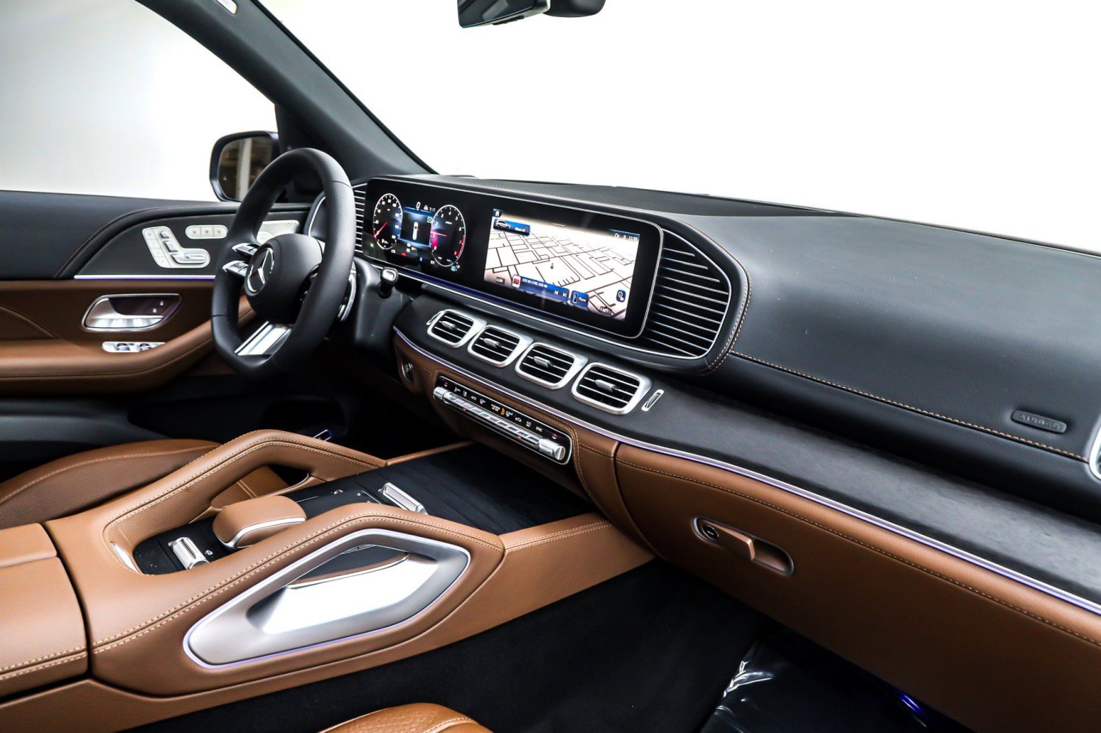 New 2026 Mercedes-Benz GLS 580 4MATIC image 5