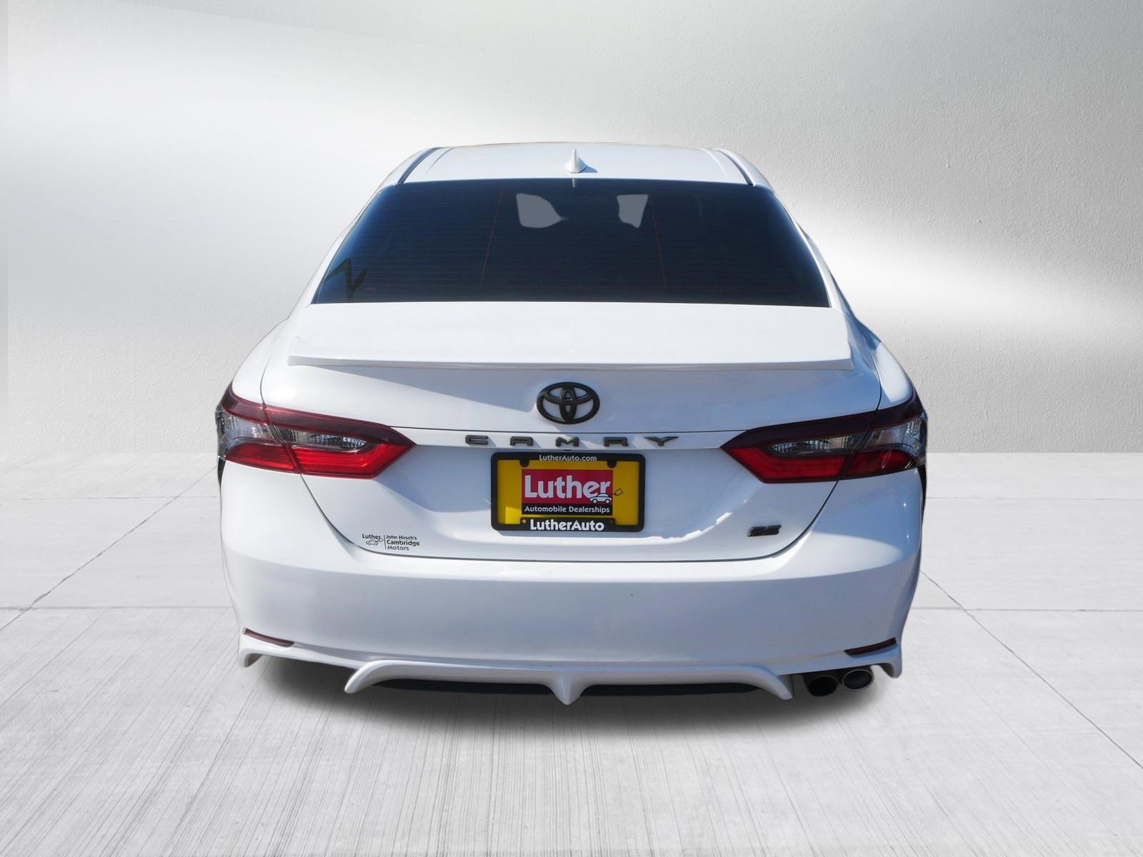 Used 2021 Toyota Camry SE FWD image 7