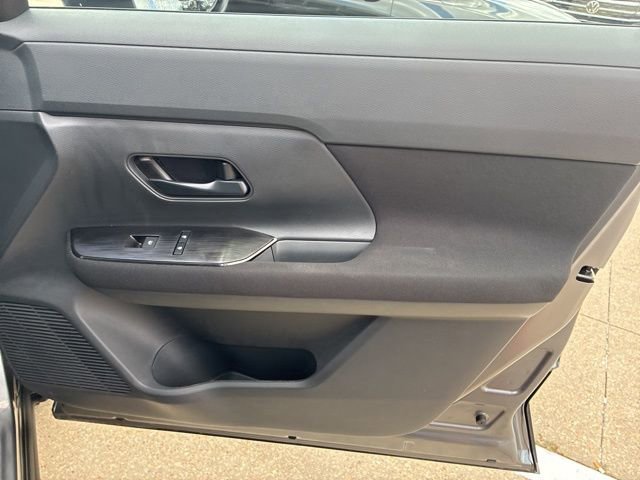 Used 2026 Nissan Kicks S image 12