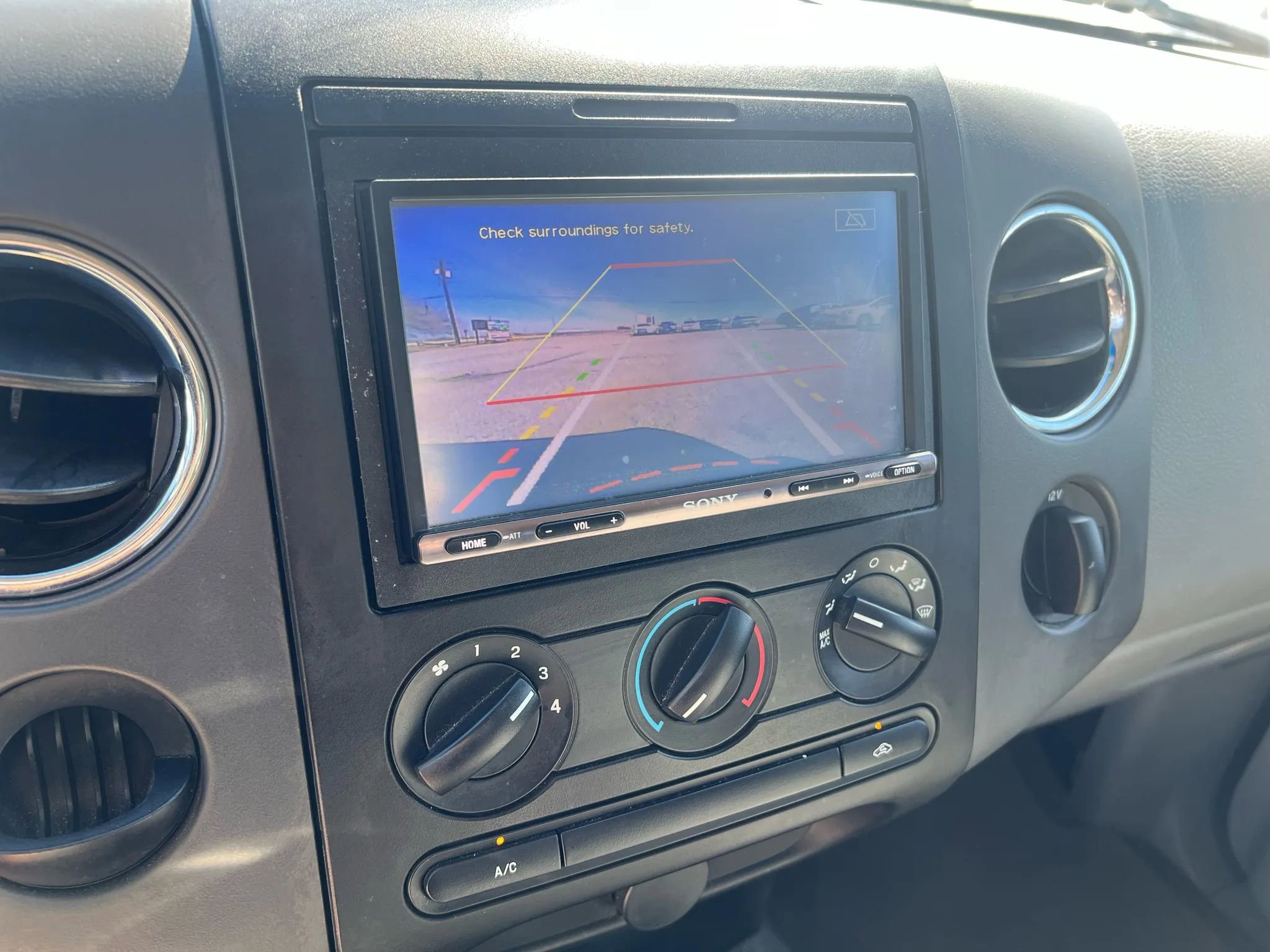Used 2007 Ford F150 XLT image 13