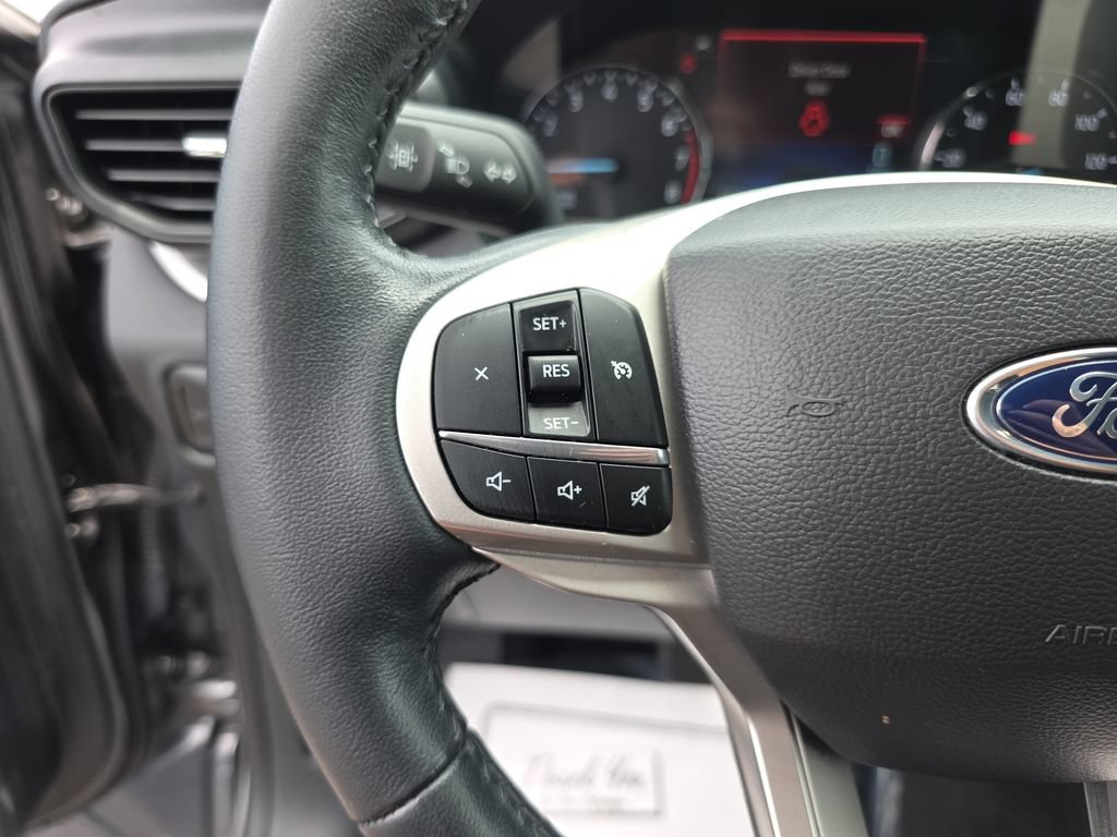Used 2023 Ford Explorer XLT RWD image 17