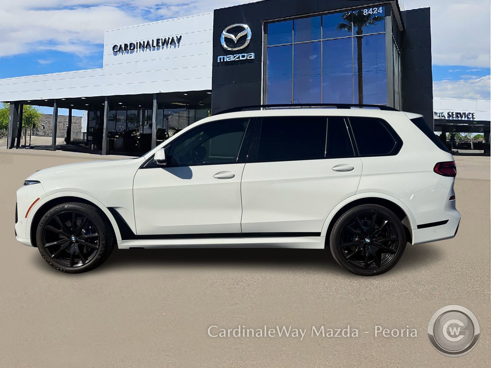 Used 2023 BMW X7 xDrive40i w/ Executive Package image 3