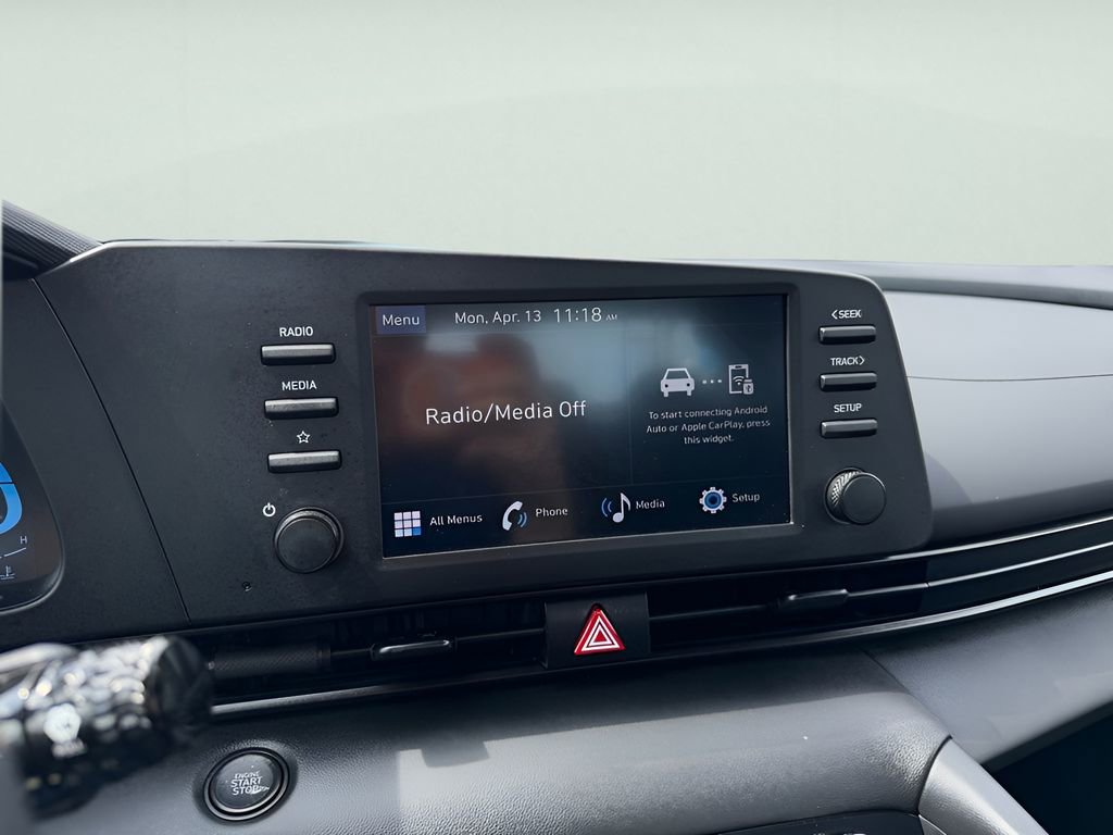 Used 2025 Hyundai Elantra Sport image 23