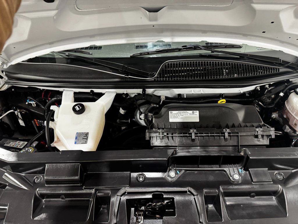 Used 2023 Chevrolet Express 3500 LT w/ LT Preferred Equipment Group RWD image 8