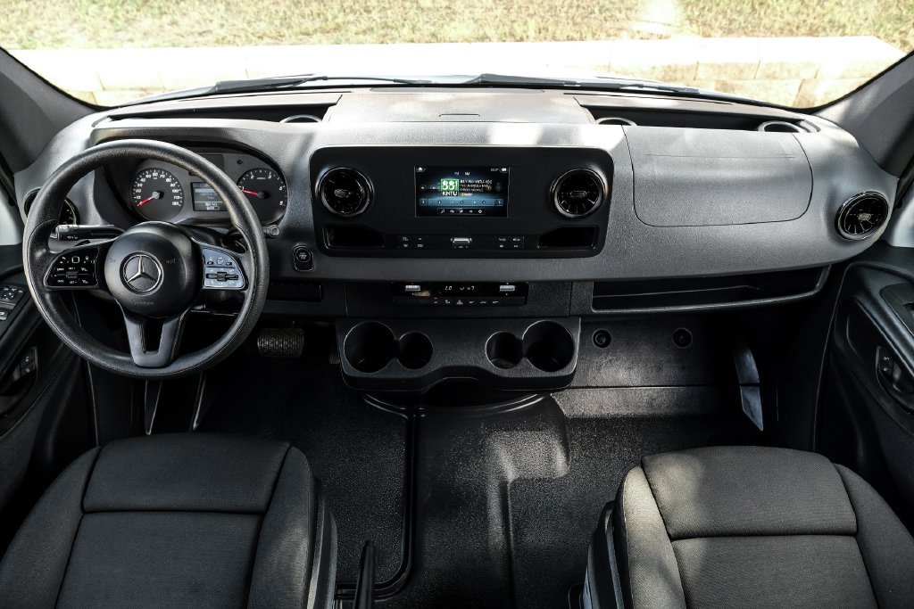 Used 2019 Mercedes-Benz Sprinter 170 w/ Driver Convenience Package image 10