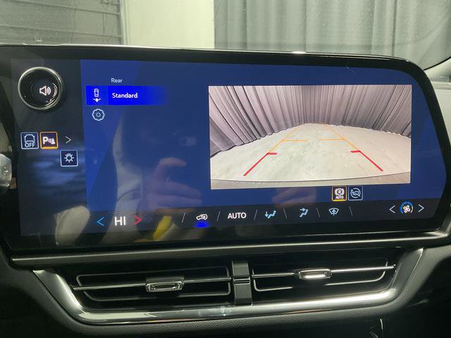 New 2026 Chevrolet Equinox EV LT image 23