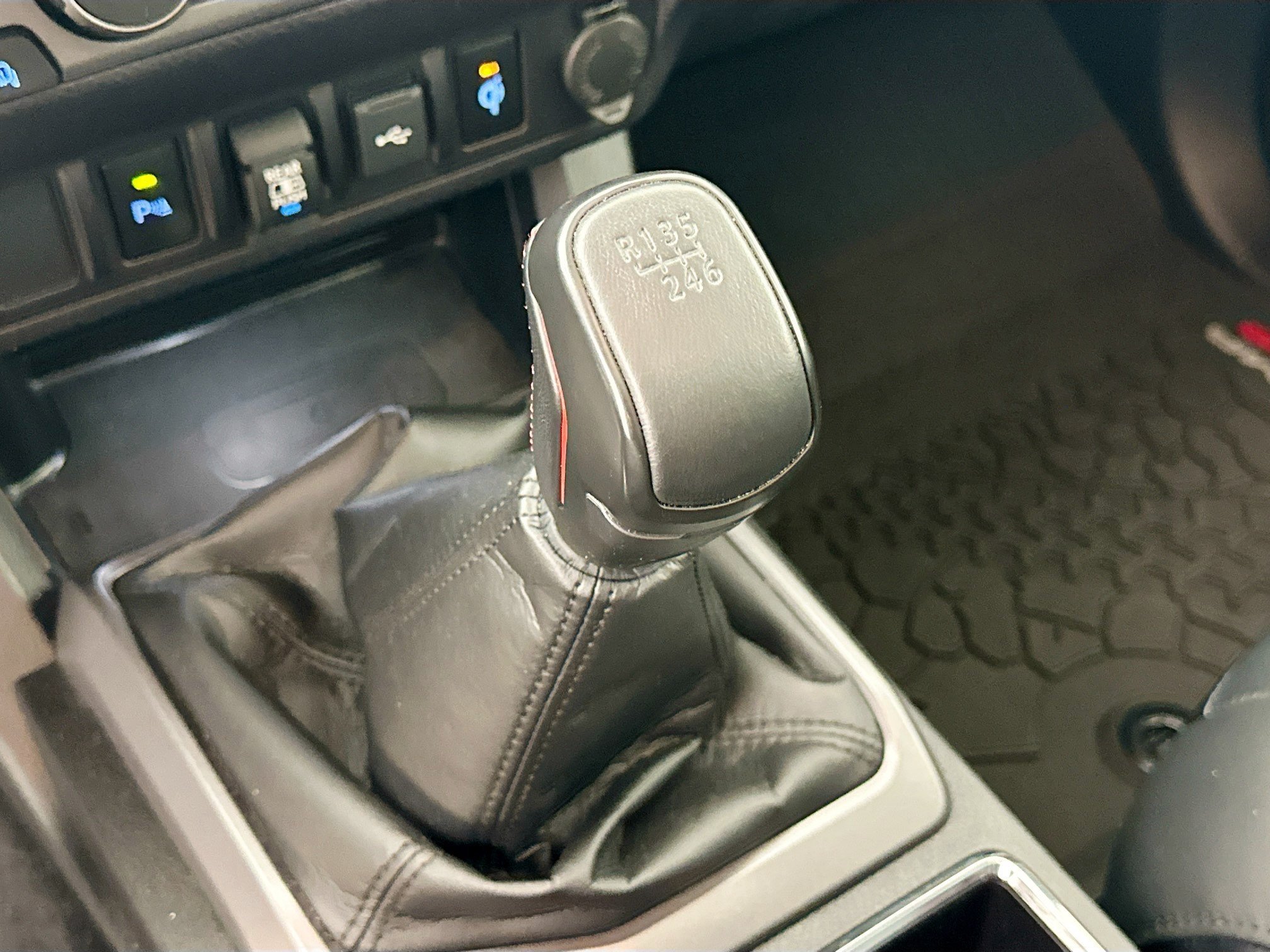 Used 2021 Toyota Tacoma TRD Pro AWD/4WD image 26