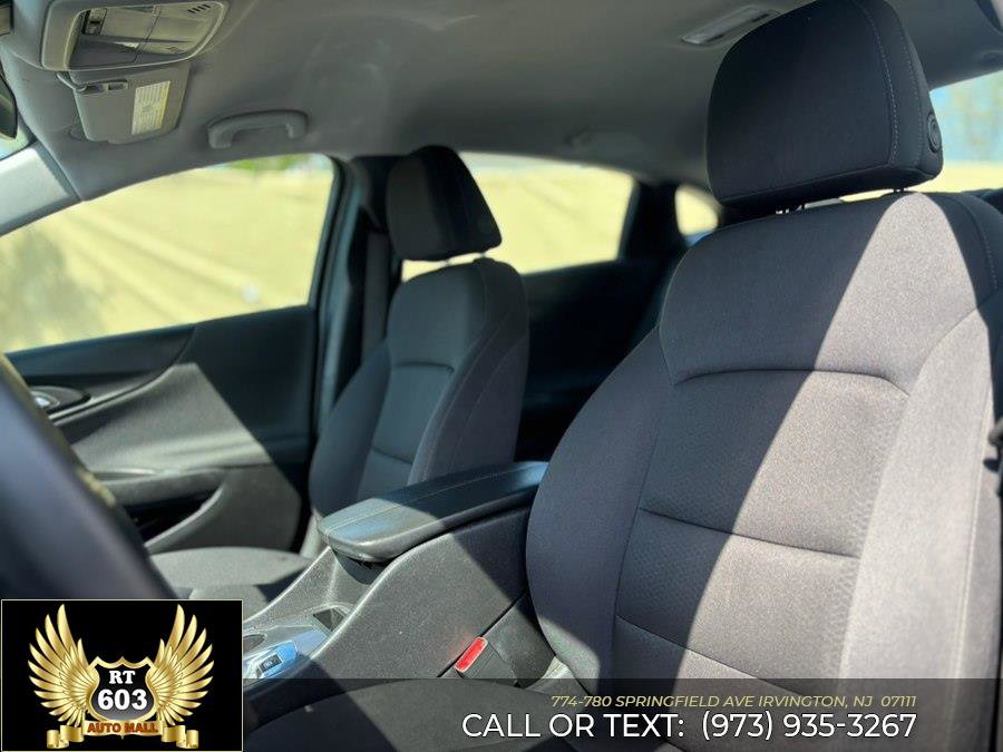 Used 2024 Chevrolet Malibu LT FWD image 13