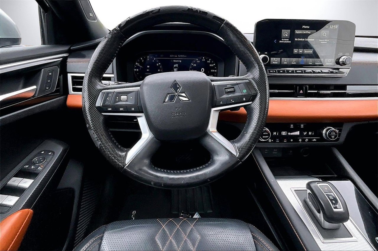 Used 2022 Mitsubishi Outlander SEL image 10