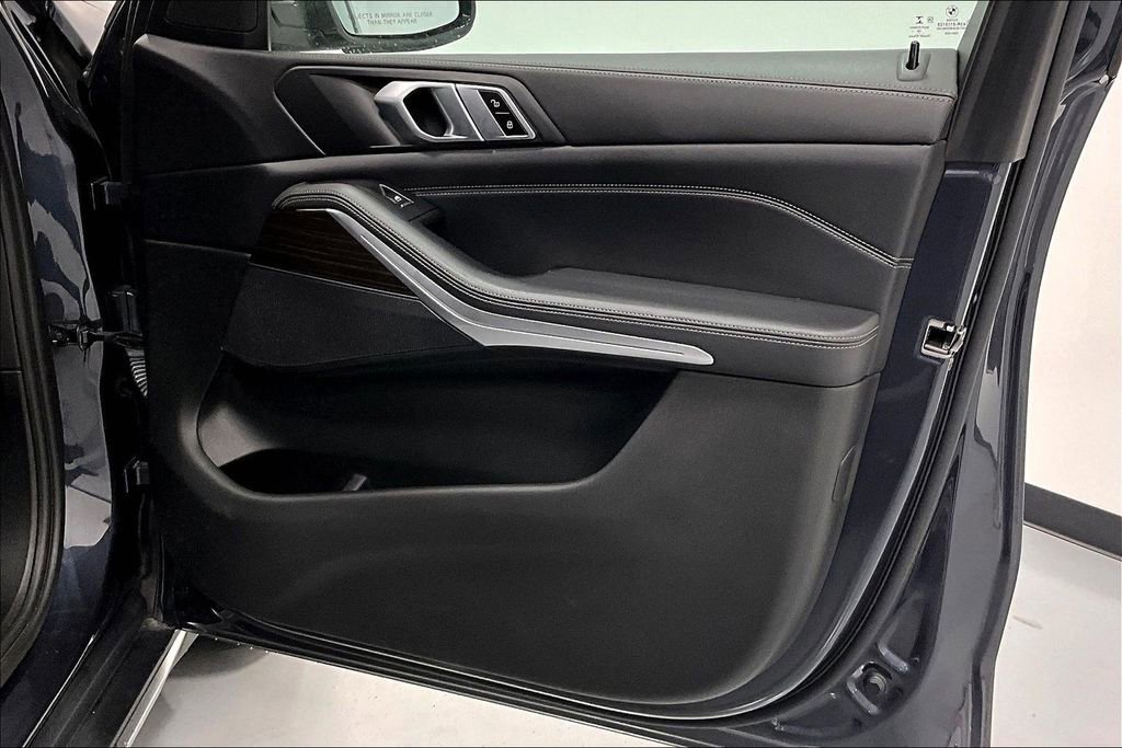 Used 2020 BMW X5 xDrive40i w/ Convenience Package image 23