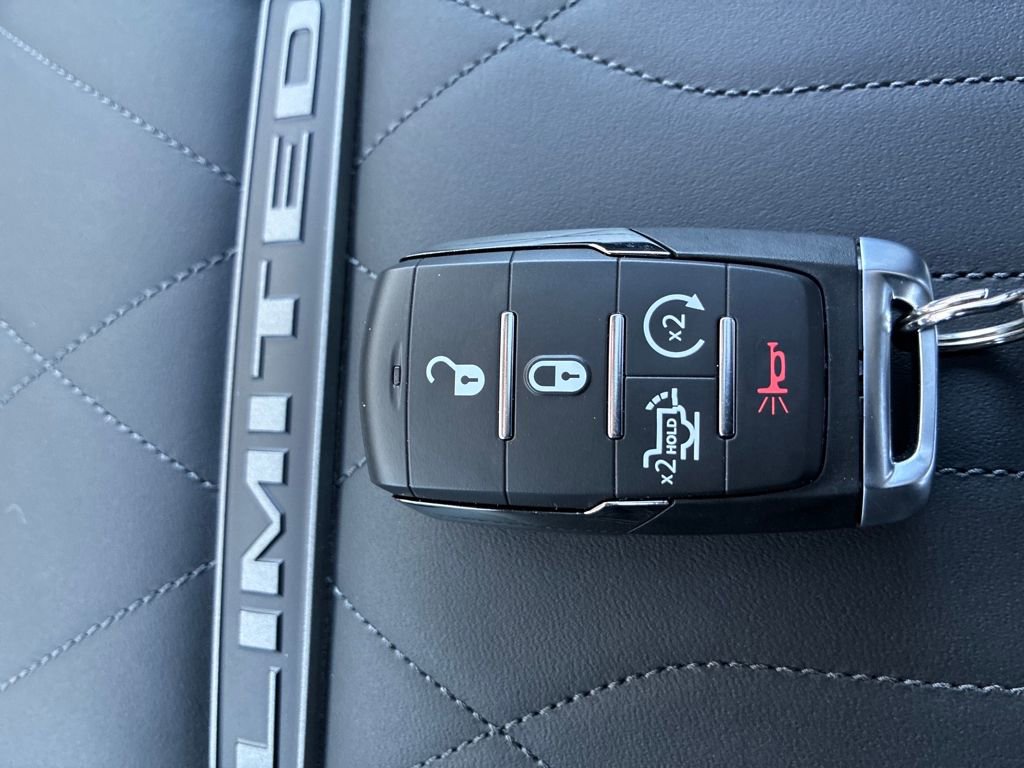 New 2026 RAM 2500 Limited image 30