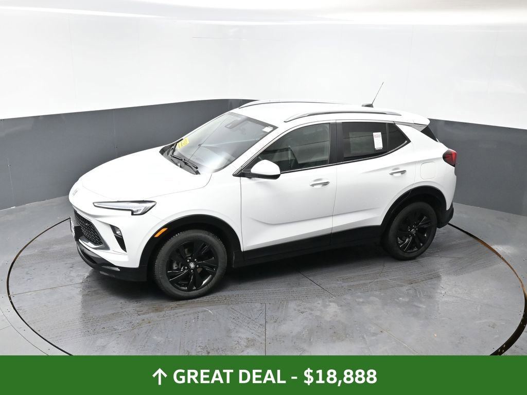 Used 2024 Buick Encore GX Sport Touring image 40