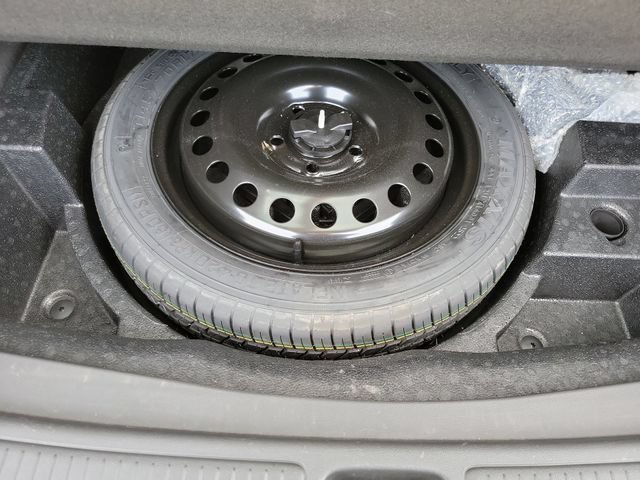 Used 2023 Buick Envision Essence AWD/4WD image 28