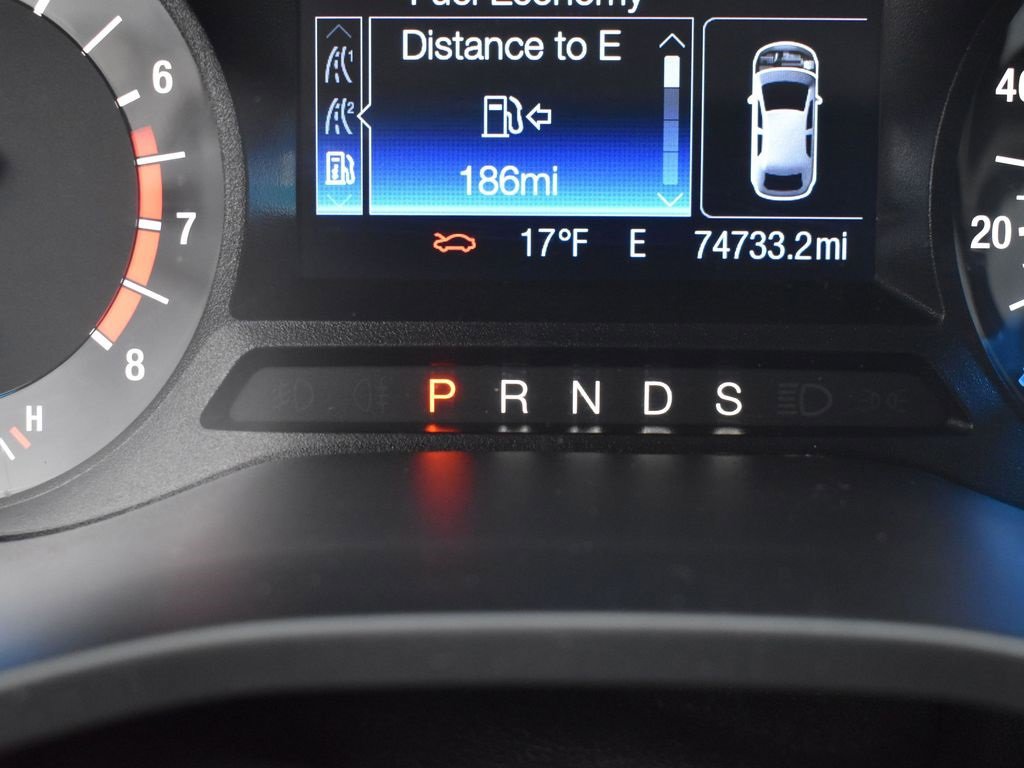 Used 2016 Ford Fusion SE image 14