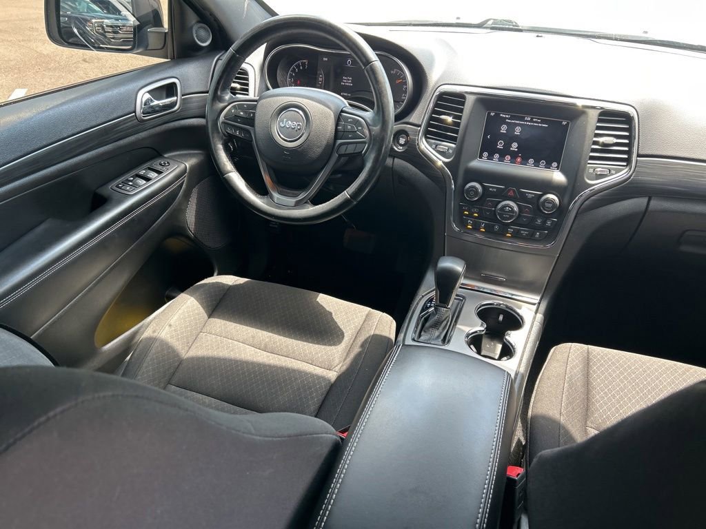 Used 2021 Jeep Grand Cherokee Freedom Edition RWD image 10