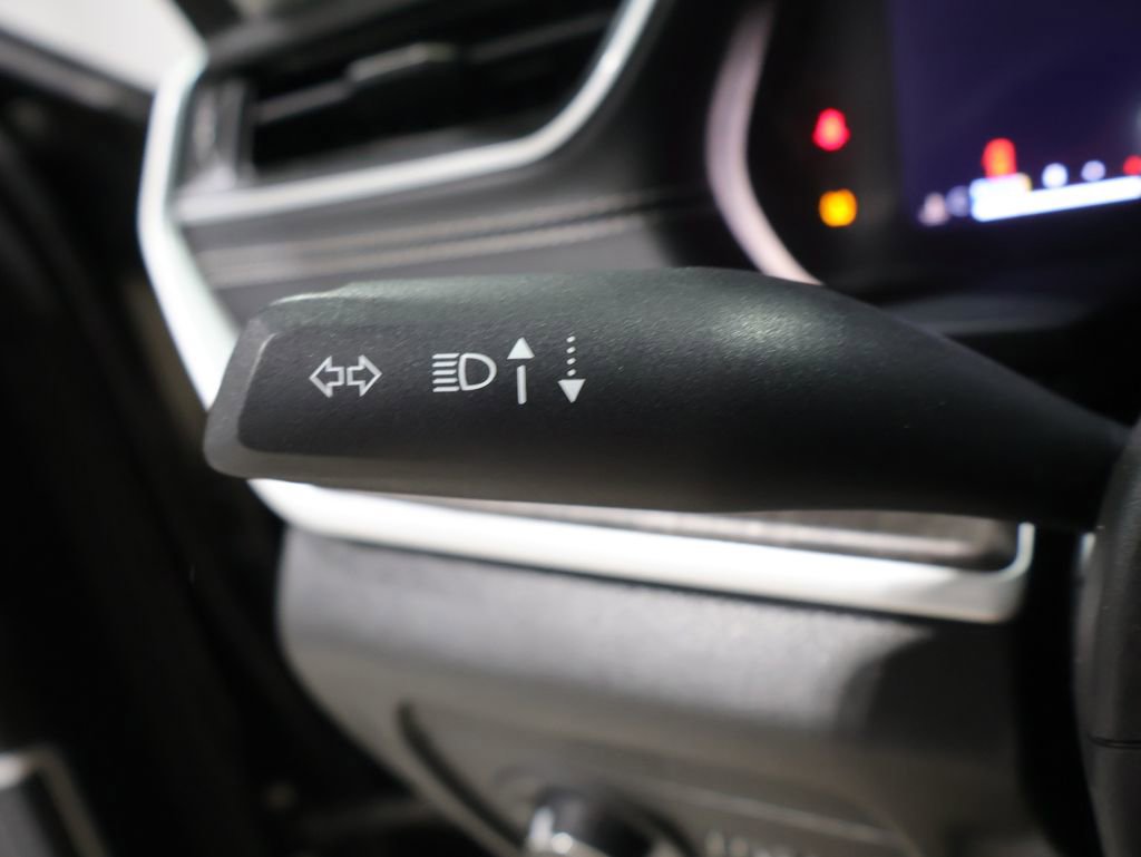 Used 2023 Jeep Grand Cherokee L Limited w/ Luxury Tech Group II AWD/4WD image 36