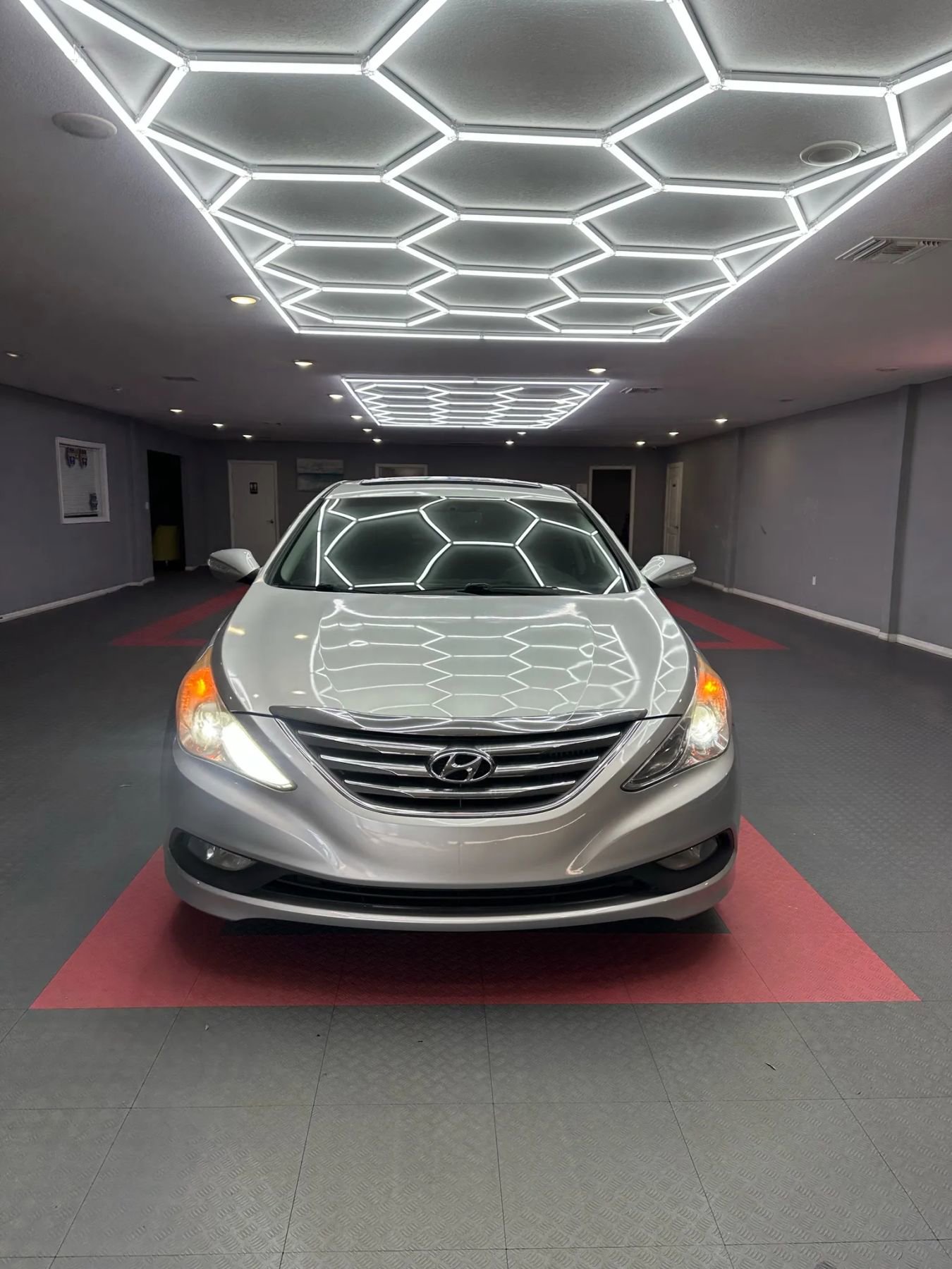 Used 2014 Hyundai Sonata Limited FWD image 3