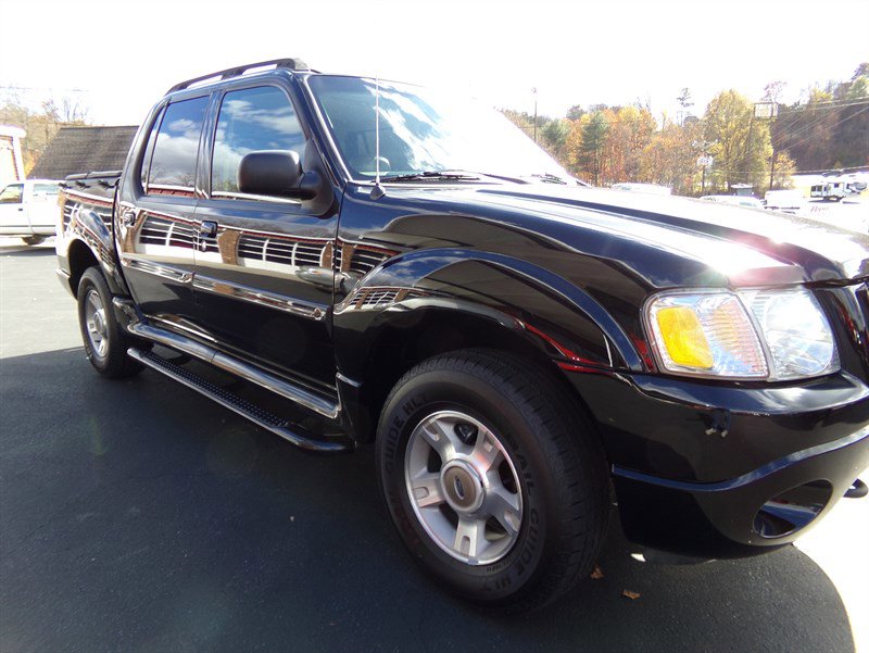 Used 2004 Ford Explorer Sport Trac XLT AWD/4WD image 7