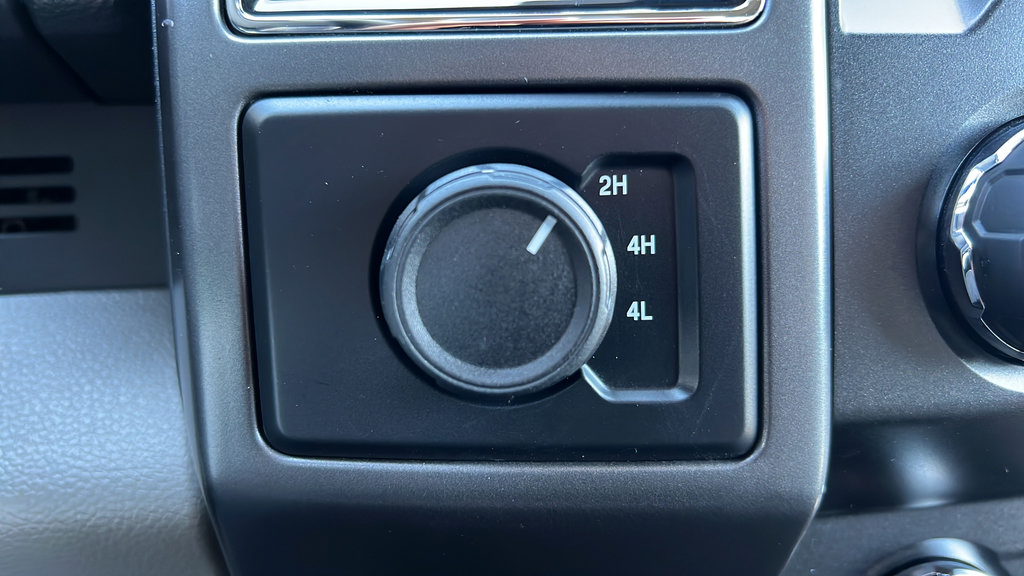 Used 2020 Ford F150 XLT w/ XTR Package AWD/4WD image 22
