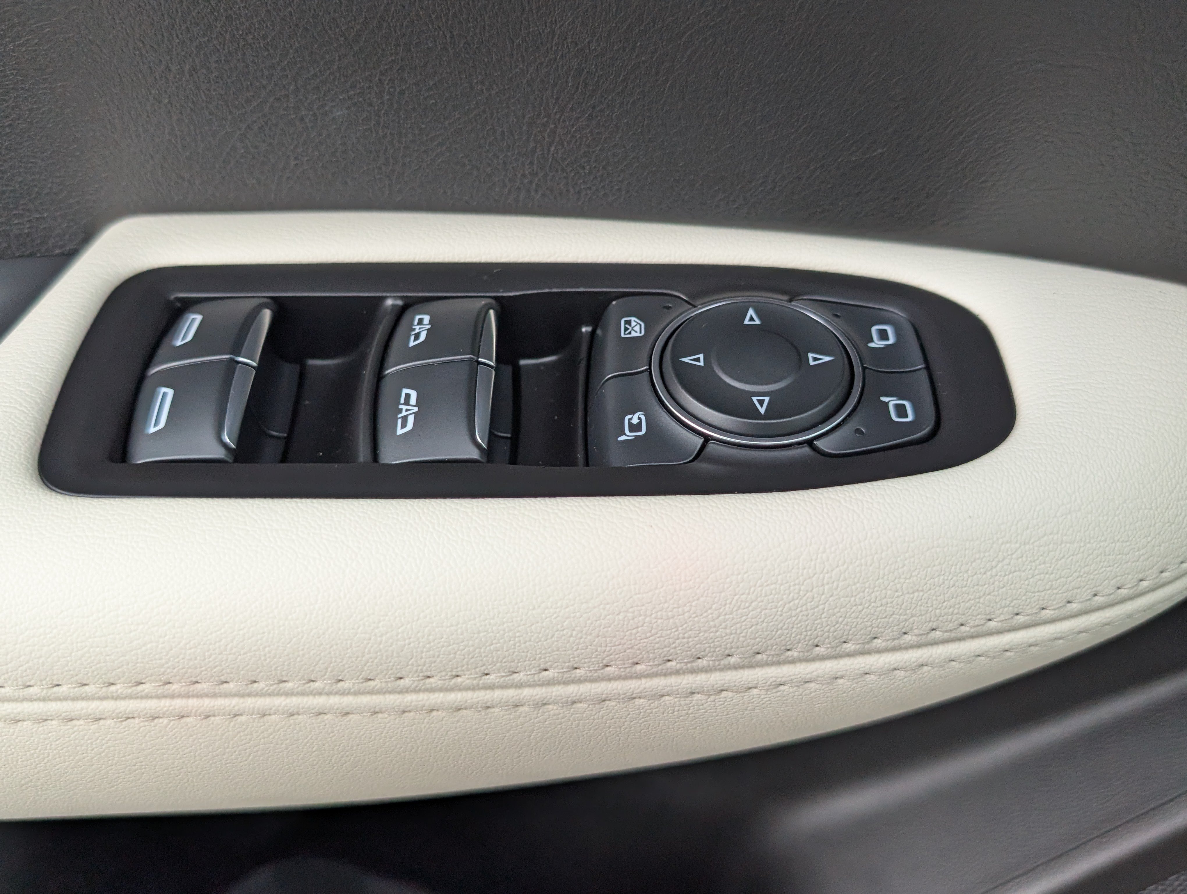 Used 2020 Cadillac XT6 Sport AWD/4WD image 21