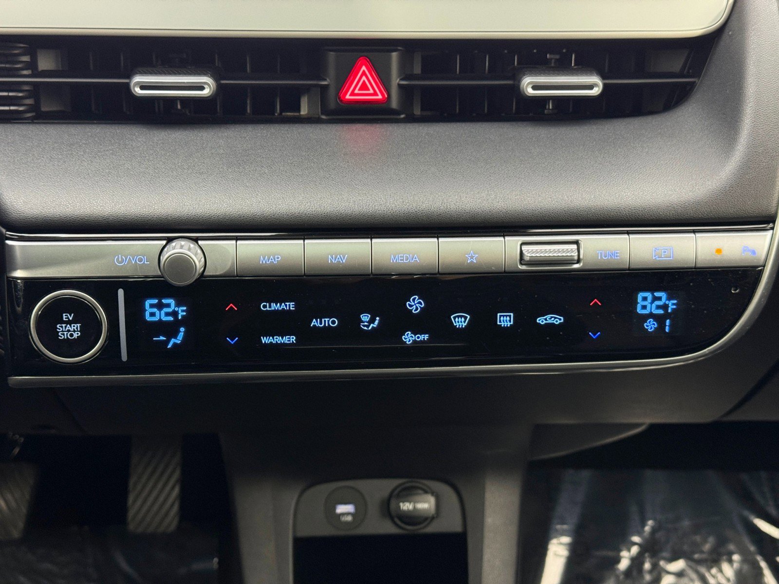 Used 2022 Hyundai Ioniq 5 Limited image 31