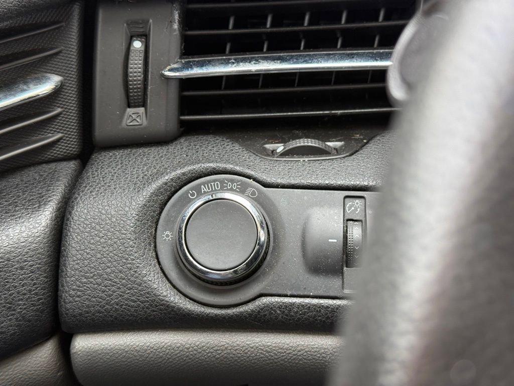 Used 2013 Chevrolet Malibu LS w/ Protection Package image 15