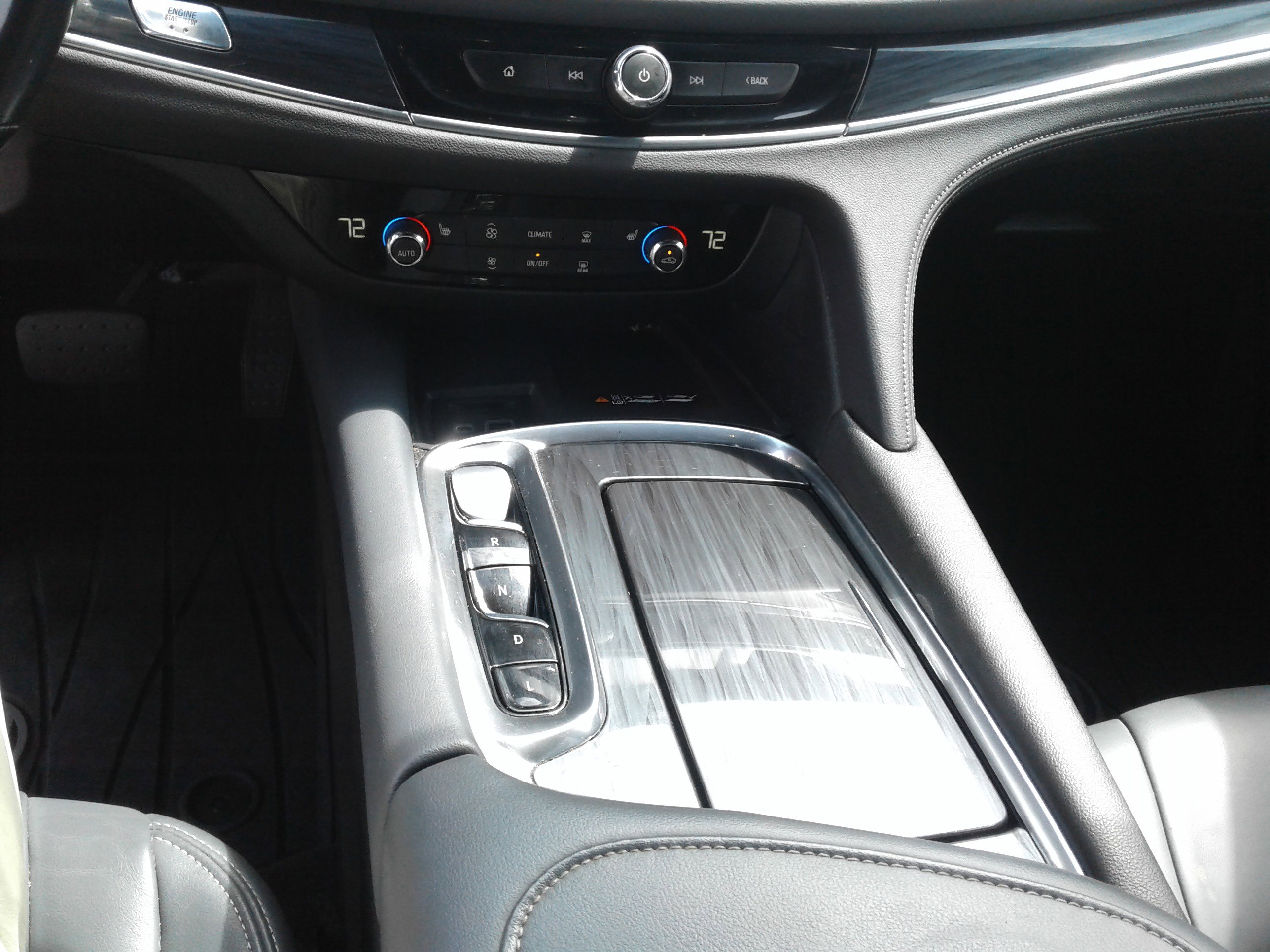 Used 2023 Buick Enclave Essence w/ Experience Buick Package FWD image 18