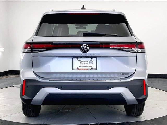 New 2026 Volkswagen Tiguan S image 5