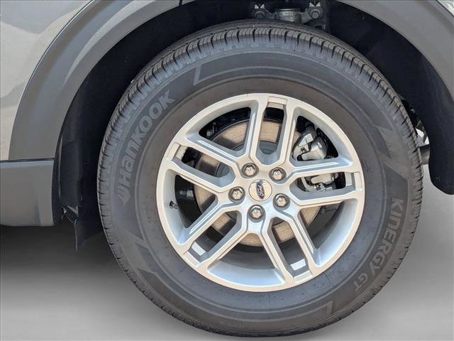 New 2026 Ford Explorer Active image 9