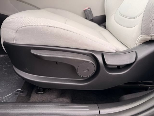 New 2026 Hyundai Tucson SE FWD image 11