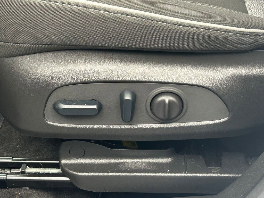 Used 2023 Chevrolet TrailBlazer LT image 13