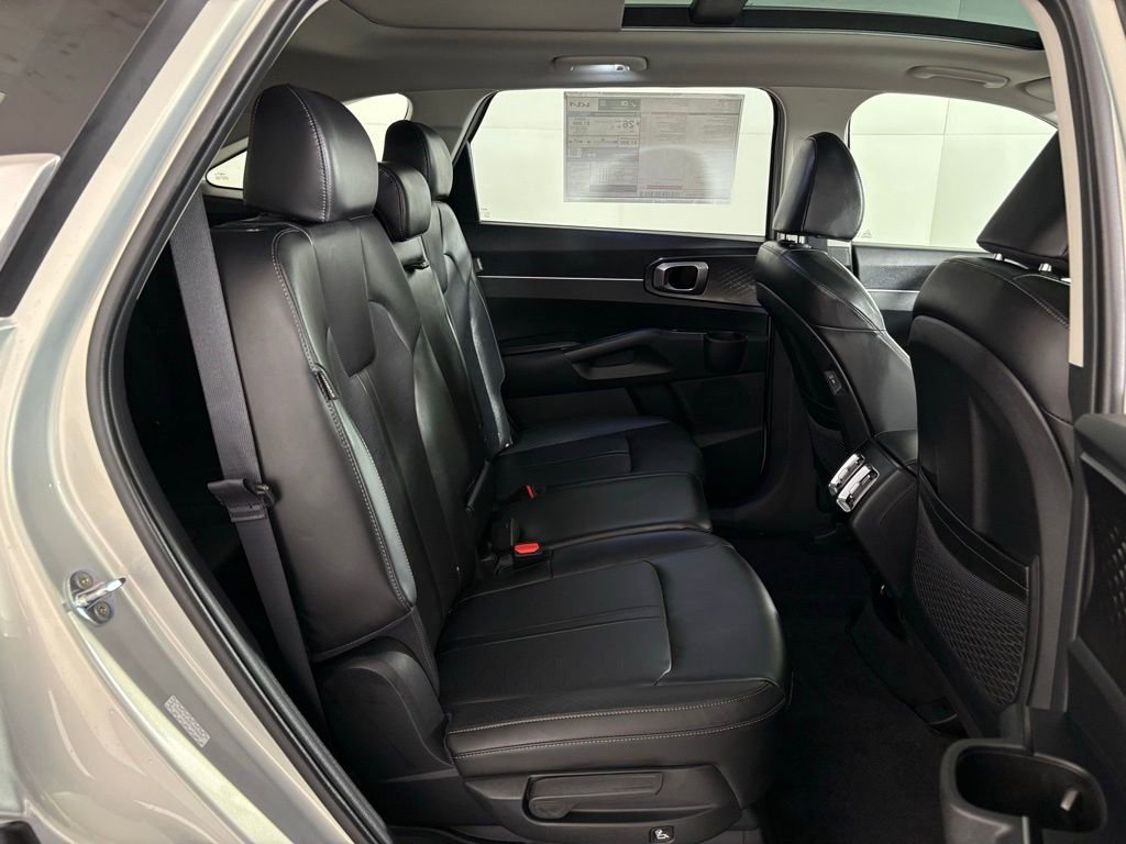 New 2026 Kia Sorento S w/ S Panoramic Sunroof Package image 44