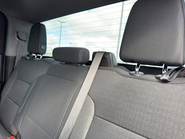 Used 2023 Chevrolet Silverado 1500 LT AWD/4WD image 35