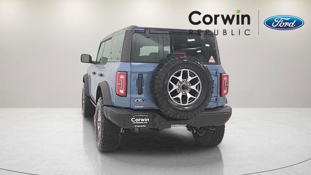 New 2025 Ford Bronco Badlands image 6