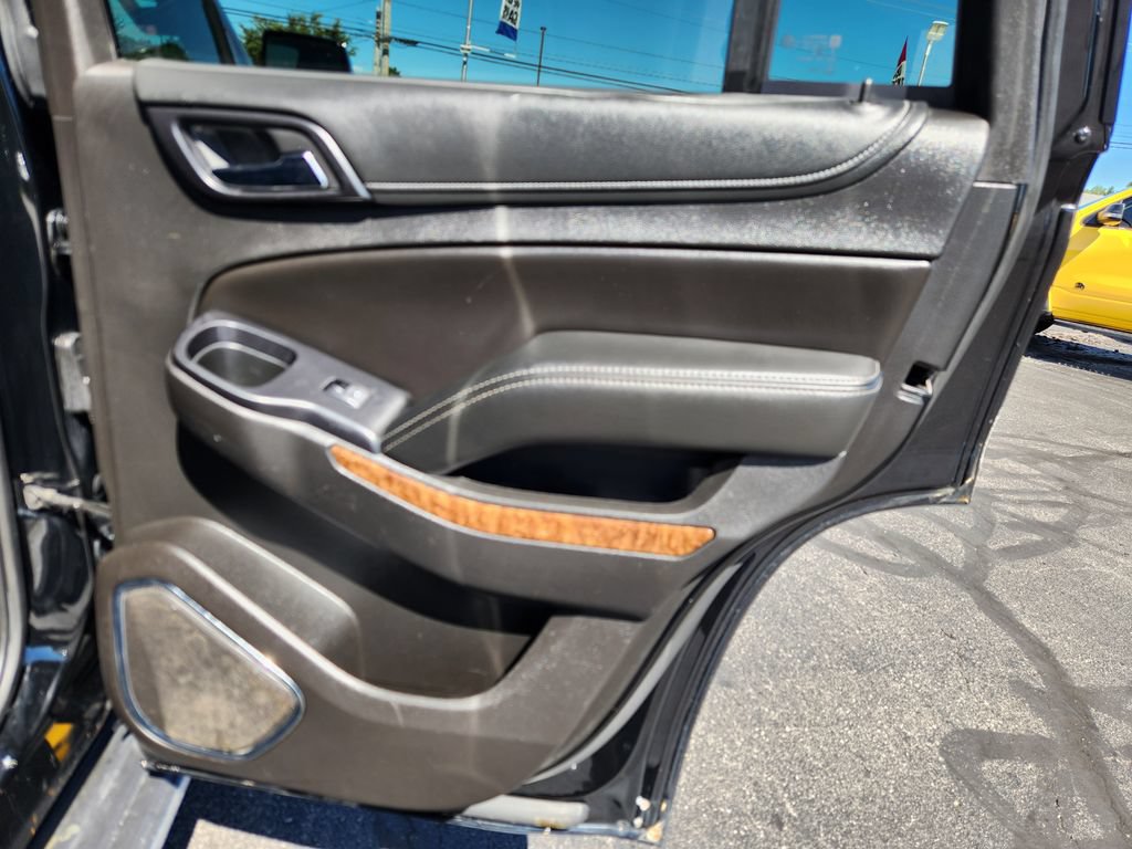 Used 2017 Chevrolet Tahoe Premier AWD/4WD image 14