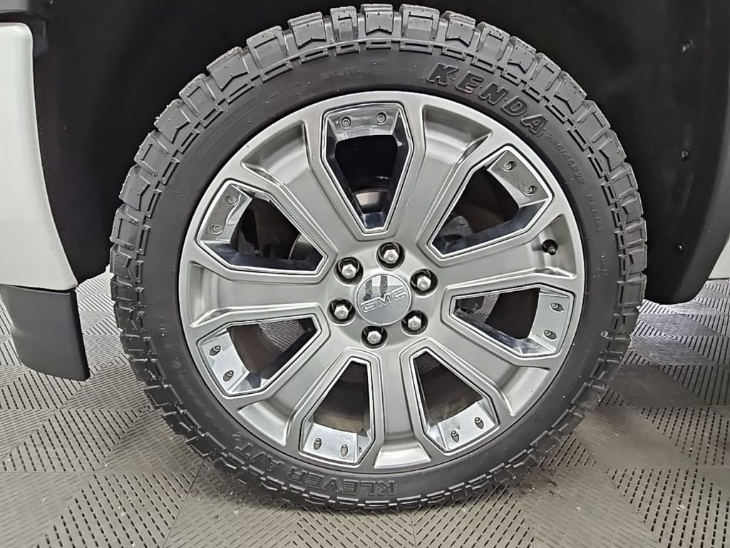 Used 2018 GMC Sierra 1500 Denali w/ Denali Ultimate Package image 44