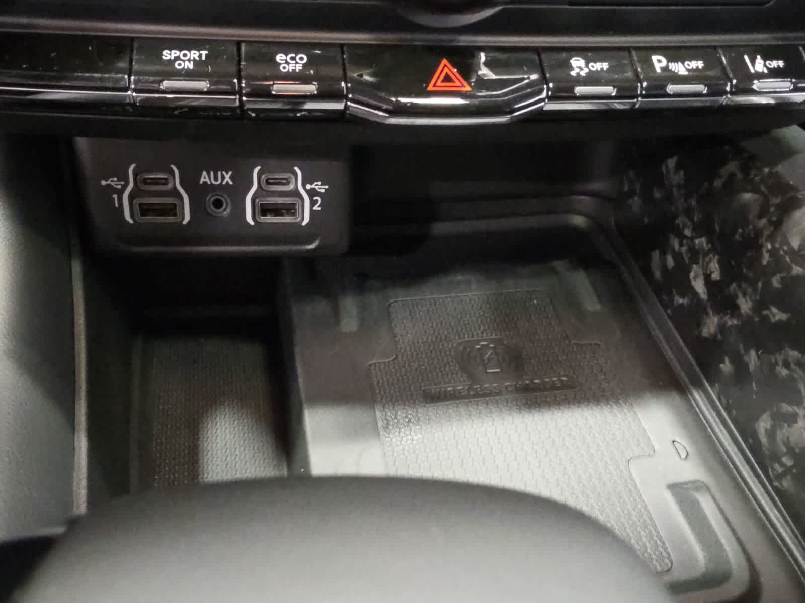 Used 2024 Dodge Durango R/T AWD/4WD image 25