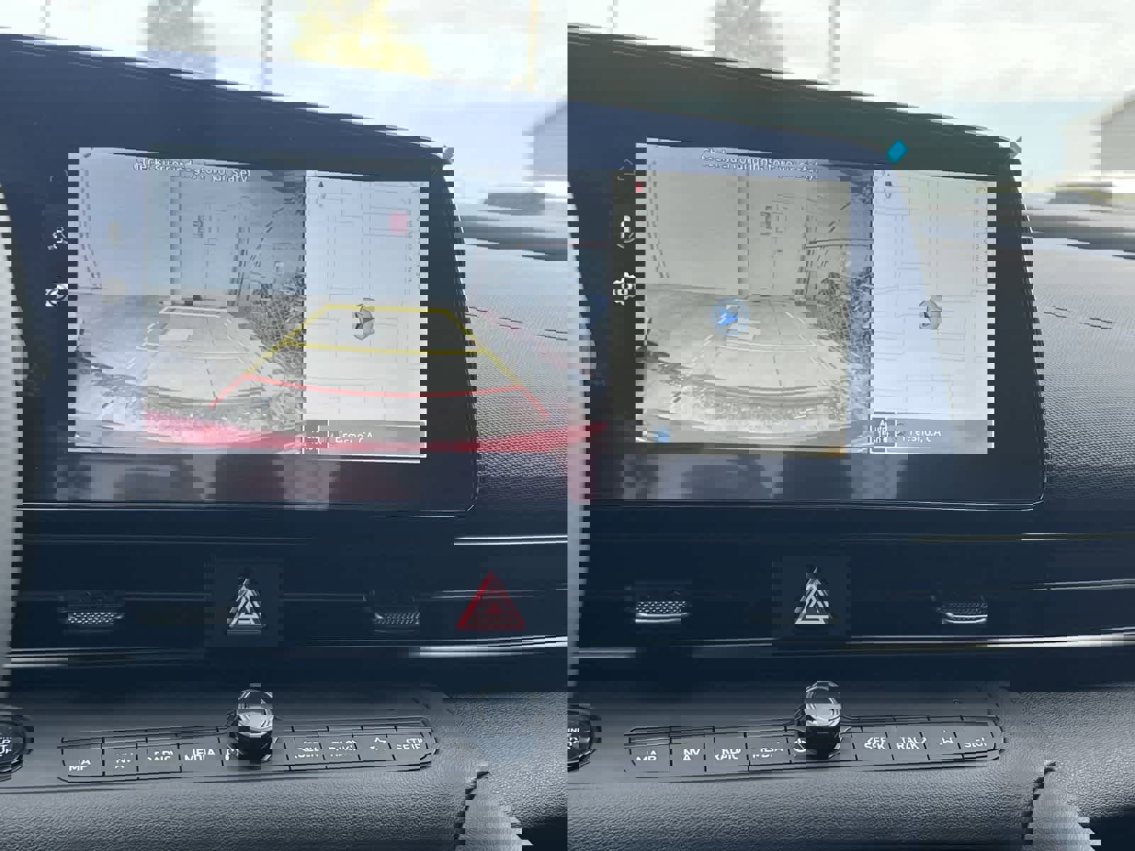 New 2025 Hyundai Elantra SEL image 20