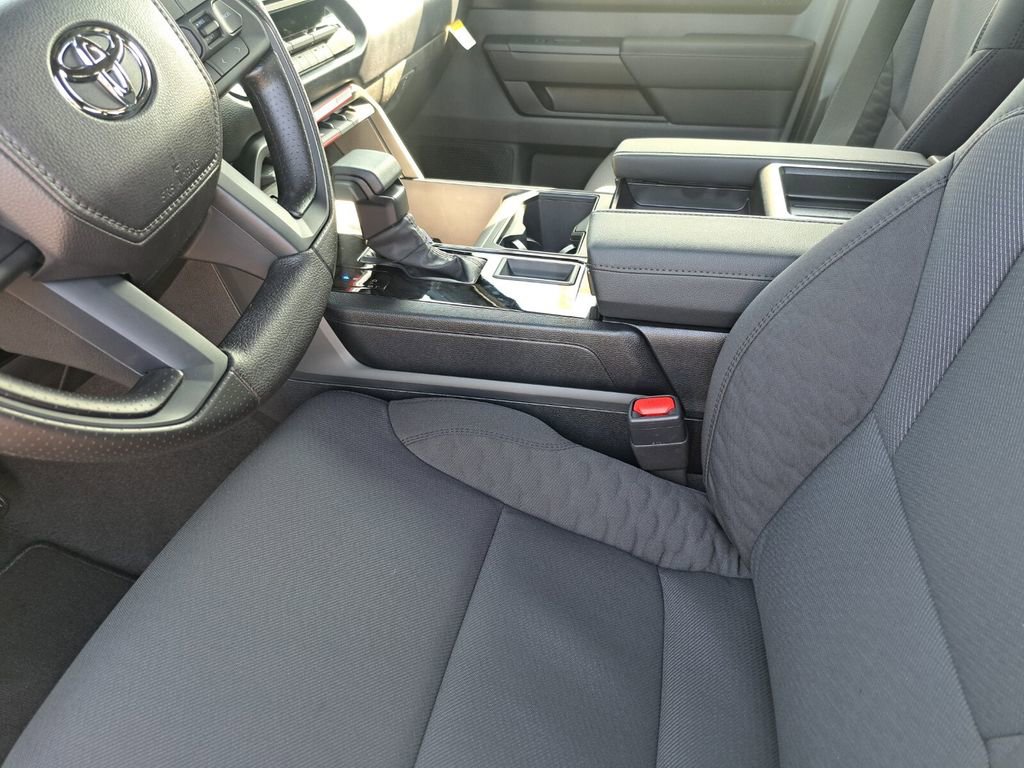 New 2026 Toyota Tundra SR image 18