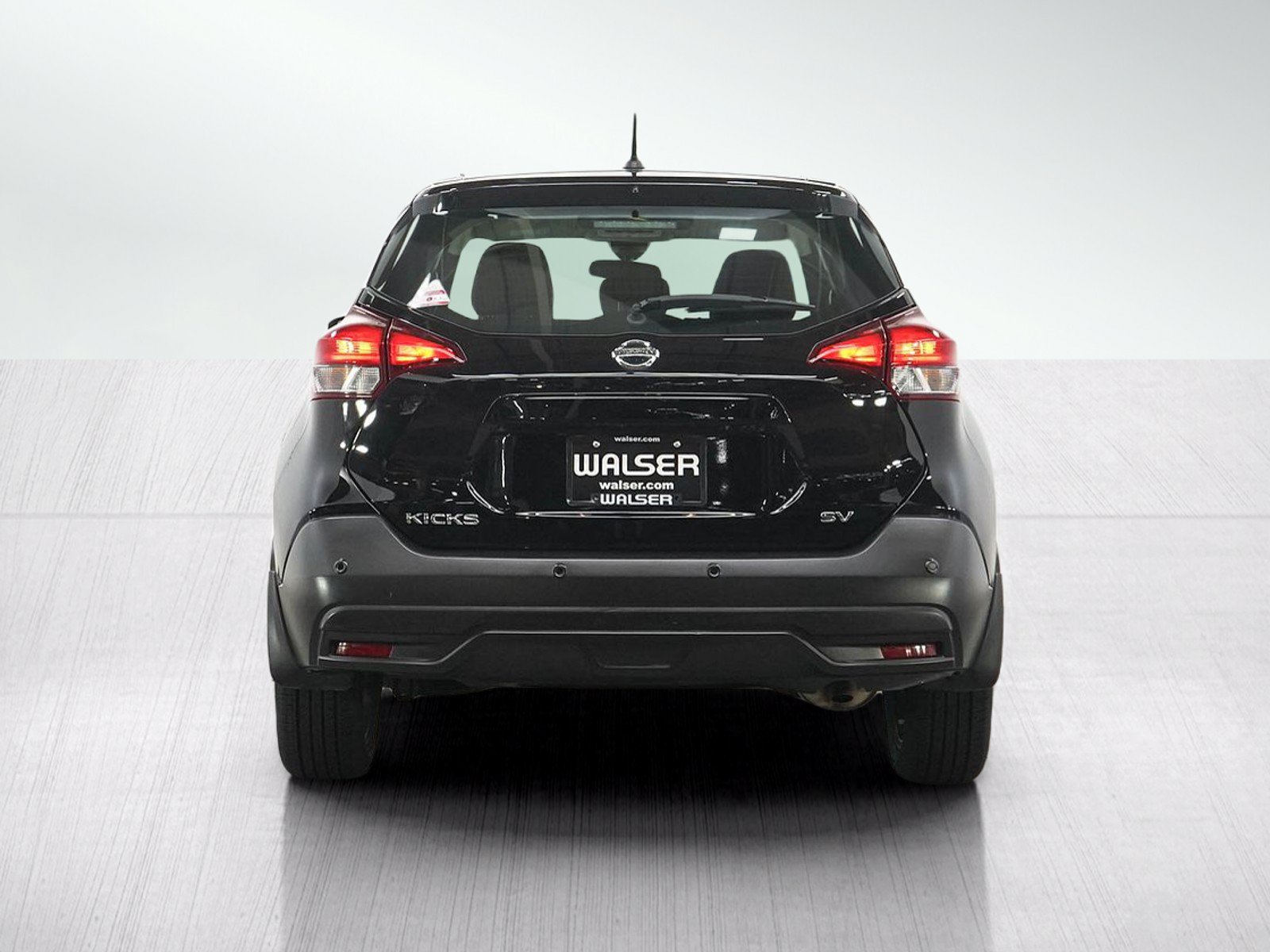 Used 2020 Nissan Kicks SV FWD image 4
