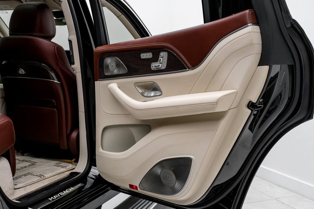 Used 2022 Mercedes-Benz Maybach GLS 600 4MATIC image 42