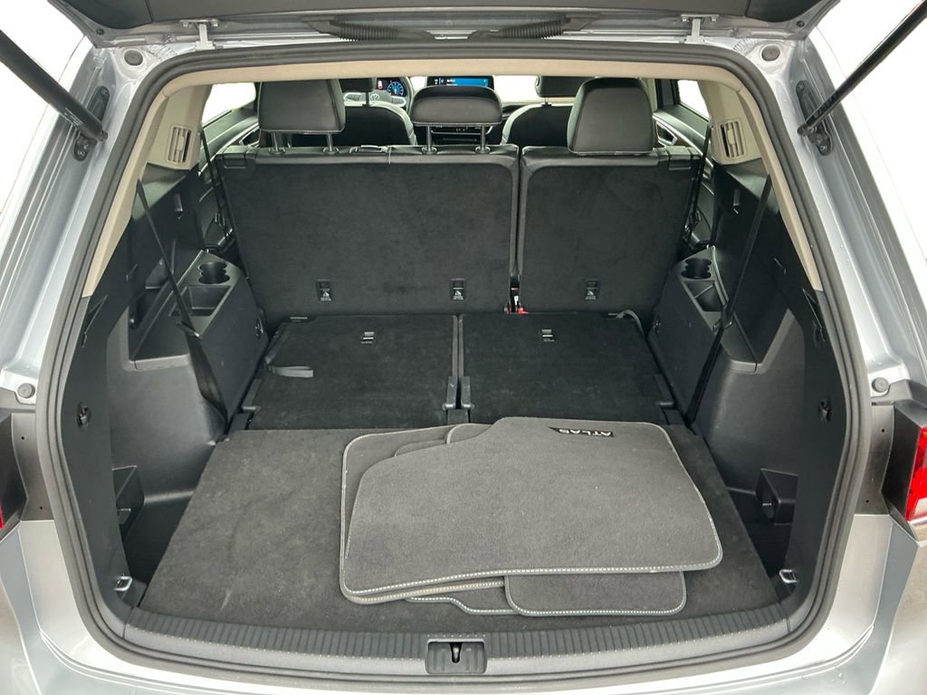 Used 2024 Volkswagen Atlas SE image 24