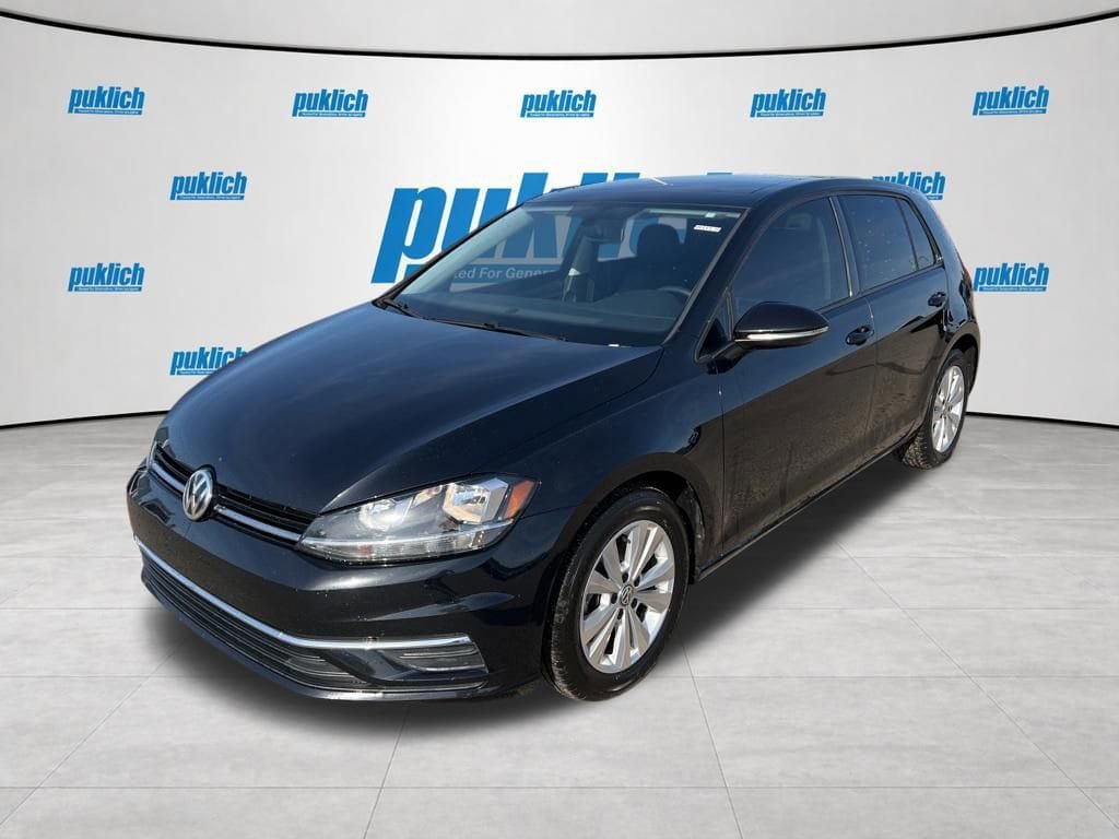 Used 2021 Volkswagen Golf 4-Door FWD image 3