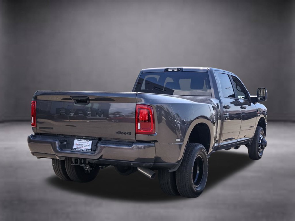 New 2026 RAM 3500 Big Horn AWD/4WD image 4